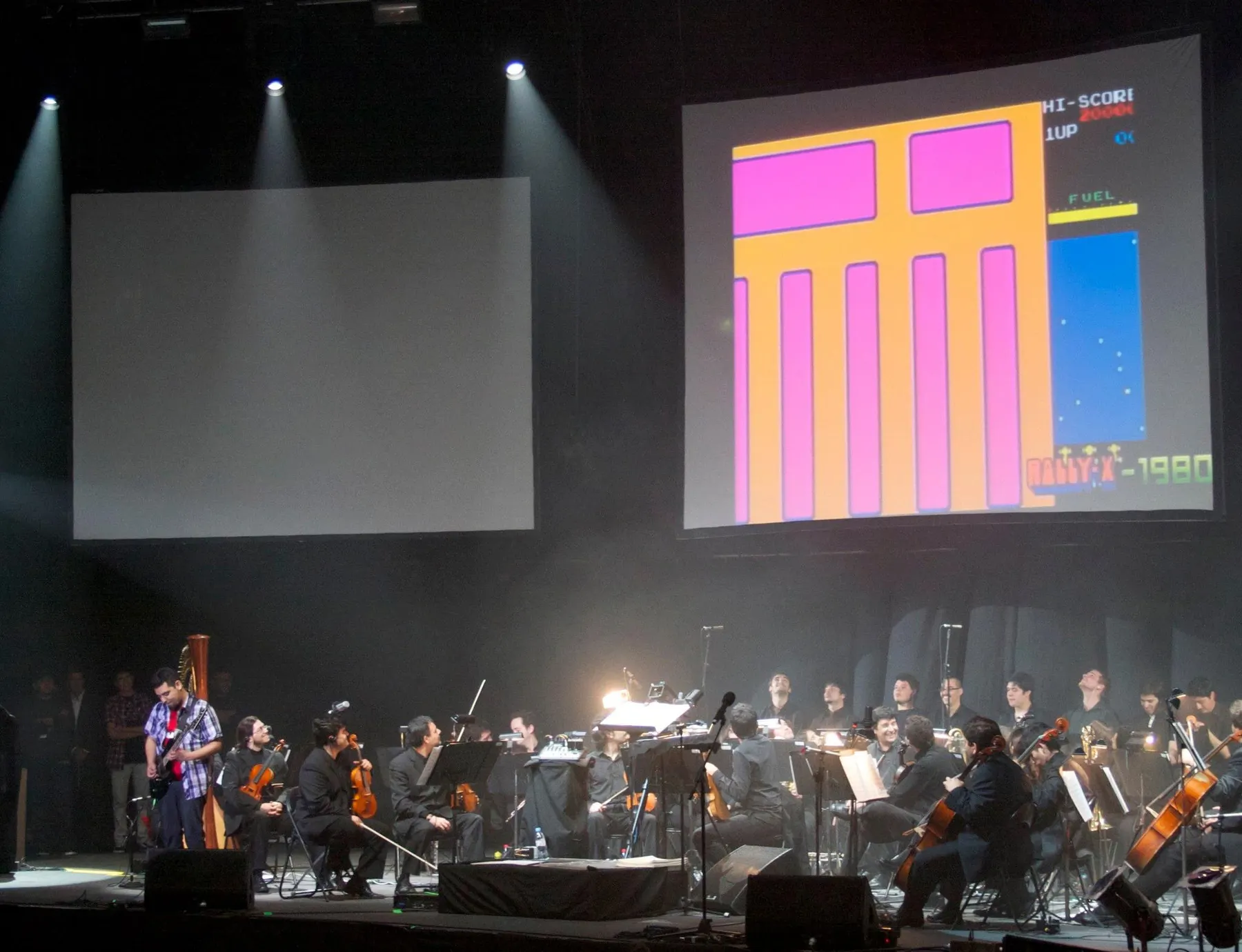 Psycho Crusher playing guitar with the orchestra at Video Games Live, Teatro Caupolicán, 2012